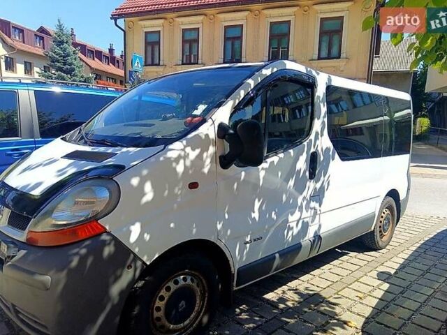 Белый Рено Трафик, объемом двигателя 1.9 л и пробегом 290 тыс. км за 3880 $, фото 5 на Automoto.ua