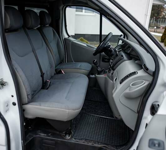 Білий Рено Трафік, об'ємом двигуна 1.87 л та пробігом 301 тис. км за 7700 $, фото 12 на Automoto.ua