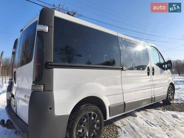 Белый Рено Трафик, объемом двигателя 1.9 л и пробегом 370 тыс. км за 6950 $, фото 9 на Automoto.ua