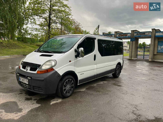 Белый Рено Трафик, объемом двигателя 1.87 л и пробегом 408 тыс. км за 7200 $, фото 5 на Automoto.ua