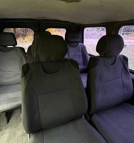 Белый Рено Трафик, объемом двигателя 1.9 л и пробегом 397 тыс. км за 8000 $, фото 12 на Automoto.ua