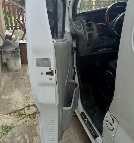 Білий Рено Трафік, об'ємом двигуна 1.87 л та пробігом 205 тис. км за 7100 $, фото 21 на Automoto.ua