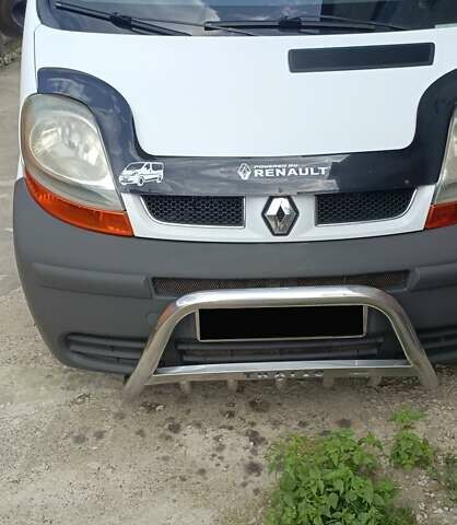 Білий Рено Трафік, об'ємом двигуна 1.87 л та пробігом 205 тис. км за 7100 $, фото 1 на Automoto.ua