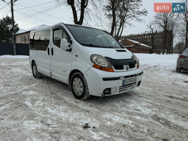Білий Рено Трафік, об'ємом двигуна 1.87 л та пробігом 299 тис. км за 6499 $, фото 12 на Automoto.ua