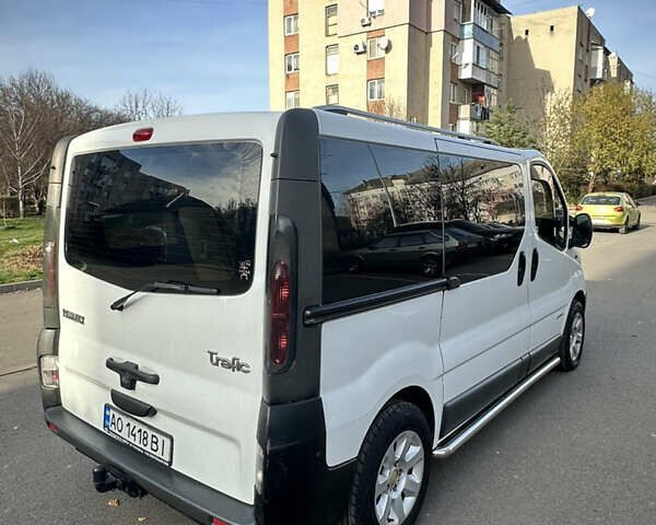 Білий Рено Трафік, об'ємом двигуна 1.87 л та пробігом 280 тис. км за 7300 $, фото 5 на Automoto.ua