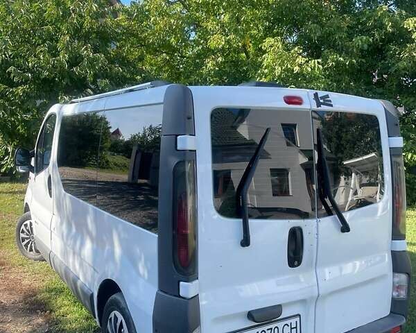 Рено Трафик 2004 в Черновцах на Automoto.ua Белый Рено Трафик, объемом двигателя 1.87 л и пробегом 456 тыс. км за 4500 $, фото 9 на Automoto.ua