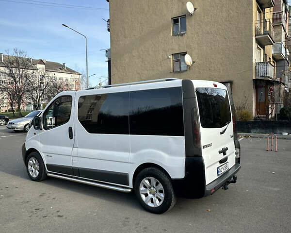 Білий Рено Трафік, об'ємом двигуна 1.87 л та пробігом 280 тис. км за 7300 $, фото 4 на Automoto.ua