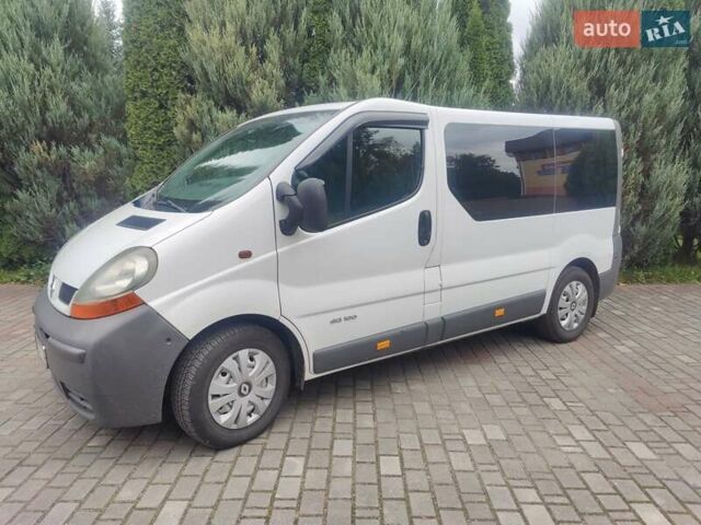Белый Рено Трафик, объемом двигателя 1.9 л и пробегом 311 тыс. км за 7200 $, фото 12 на Automoto.ua