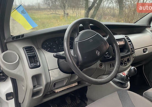 Белый Рено Трафик, объемом двигателя 1.87 л и пробегом 265 тыс. км за 6200 $, фото 21 на Automoto.ua