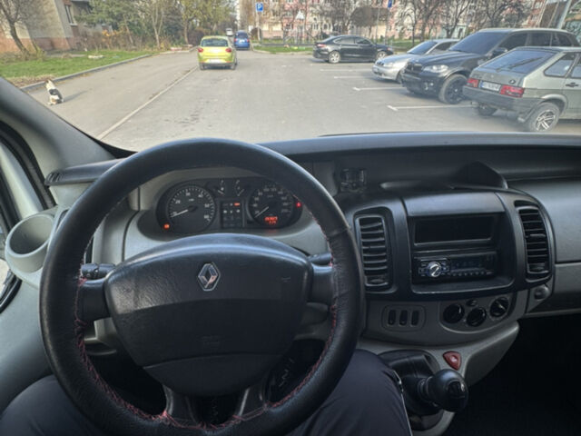 Білий Рено Трафік, об'ємом двигуна 1.87 л та пробігом 280 тис. км за 8500 $, фото 15 на Automoto.ua