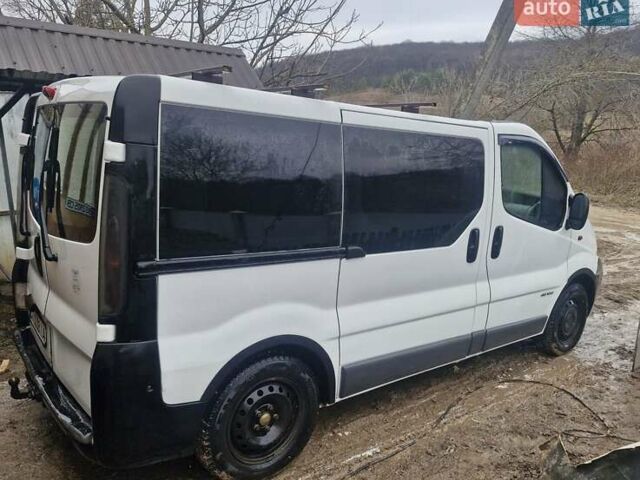 Белый Рено Трафик, объемом двигателя 1.87 л и пробегом 358 тыс. км за 6300 $, фото 7 на Automoto.ua