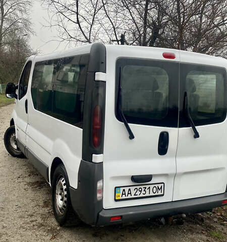 Белый Рено Трафик, объемом двигателя 1.87 л и пробегом 265 тыс. км за 6200 $, фото 13 на Automoto.ua