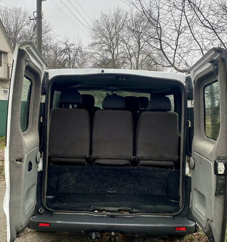 Белый Рено Трафик, объемом двигателя 1.87 л и пробегом 265 тыс. км за 6200 $, фото 15 на Automoto.ua