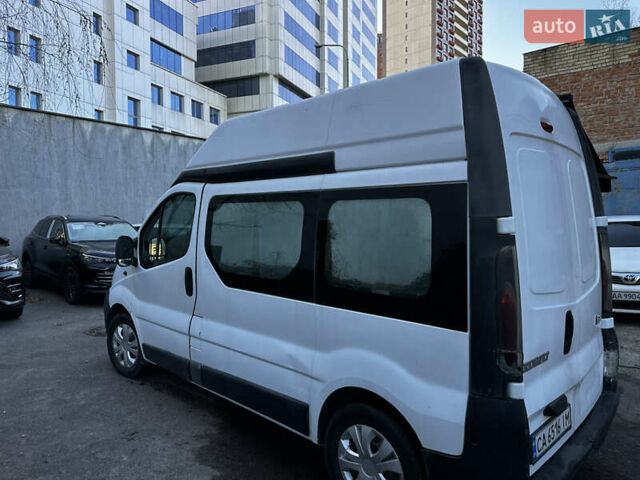 Белый Рено Трафик, объемом двигателя 1.87 л и пробегом 300 тыс. км за 6200 $, фото 17 на Automoto.ua