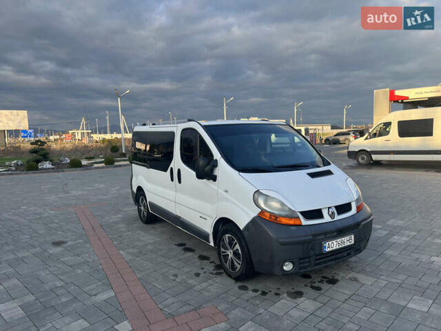 Белый Рено Трафик, объемом двигателя 1.87 л и пробегом 550 тыс. км за 5999 $, фото 6 на Automoto.ua