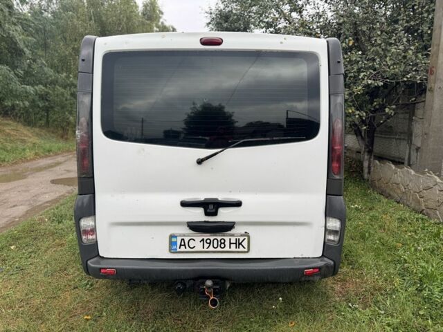 Білий Рено Трафік, об'ємом двигуна 1.9 л та пробігом 280 тис. км за 4500 $, фото 7 на Automoto.ua
