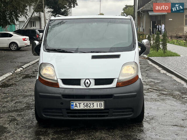 Білий Рено Трафік, об'ємом двигуна 1.9 л та пробігом 400 тис. км за 6350 $, фото 2 на Automoto.ua