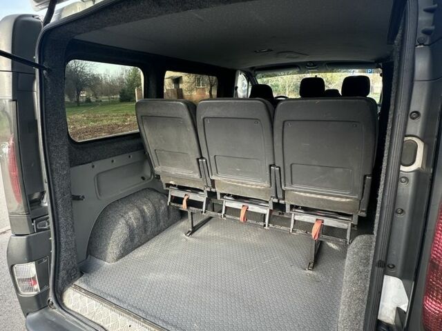 Белый Рено Трафик, объемом двигателя 1.9 л и пробегом 280 тыс. км за 7300 $, фото 20 на Automoto.ua