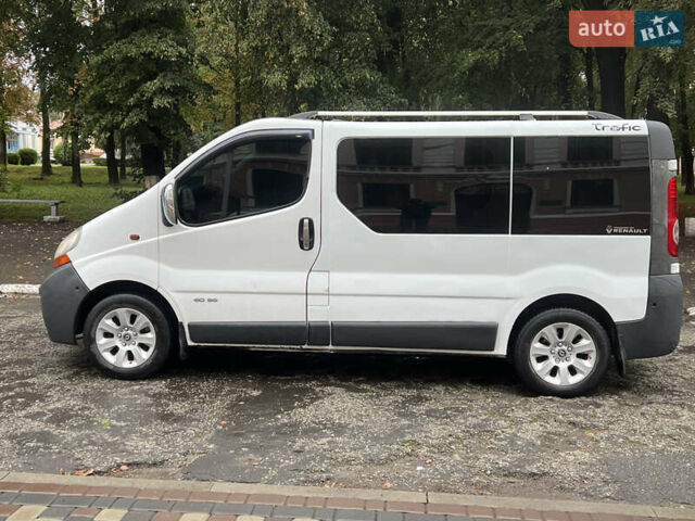 Білий Рено Трафік, об'ємом двигуна 1.9 л та пробігом 400 тис. км за 6350 $, фото 9 на Automoto.ua