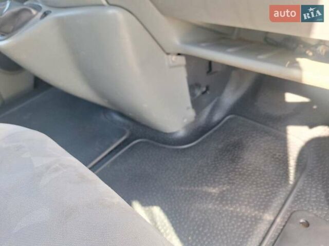 Білий Рено Трафік, об'ємом двигуна 1.87 л та пробігом 310 тис. км за 4200 $, фото 24 на Automoto.ua