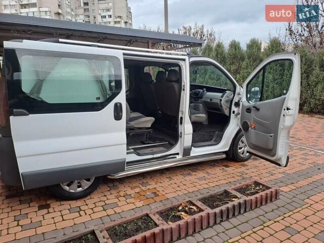 Белый Рено Трафик, объемом двигателя 1.9 л и пробегом 329 тыс. км за 6500 $, фото 13 на Automoto.ua