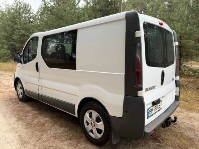 Белый Рено Трафик, объемом двигателя 1.9 л и пробегом 278 тыс. км за 5950 $, фото 3 на Automoto.ua