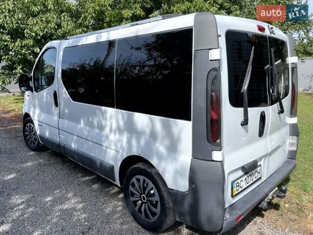Білий Рено Трафік, об'ємом двигуна 1.9 л та пробігом 455 тис. км за 5200 $, фото 53 на Automoto.ua
