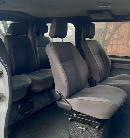 Белый Рено Трафик, объемом двигателя 1.87 л и пробегом 265 тыс. км за 6200 $, фото 16 на Automoto.ua