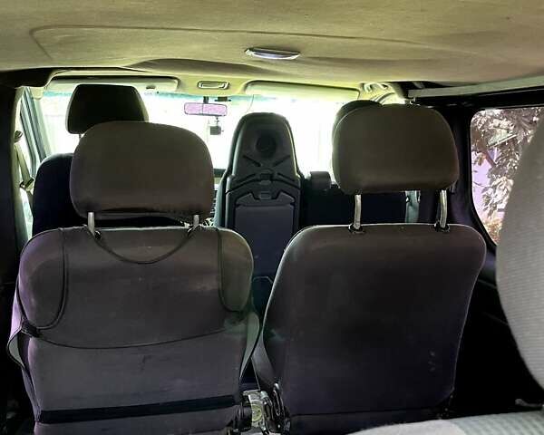 Білий Рено Трафік, об'ємом двигуна 1.9 л та пробігом 455 тис. км за 5200 $, фото 48 на Automoto.ua