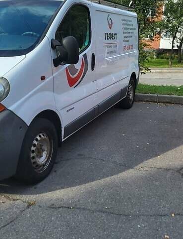 Білий Рено Трафік, об'ємом двигуна 1.87 л та пробігом 319 тис. км за 6000 $, фото 5 на Automoto.ua