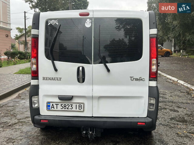 Білий Рено Трафік, об'ємом двигуна 1.9 л та пробігом 400 тис. км за 6350 $, фото 13 на Automoto.ua