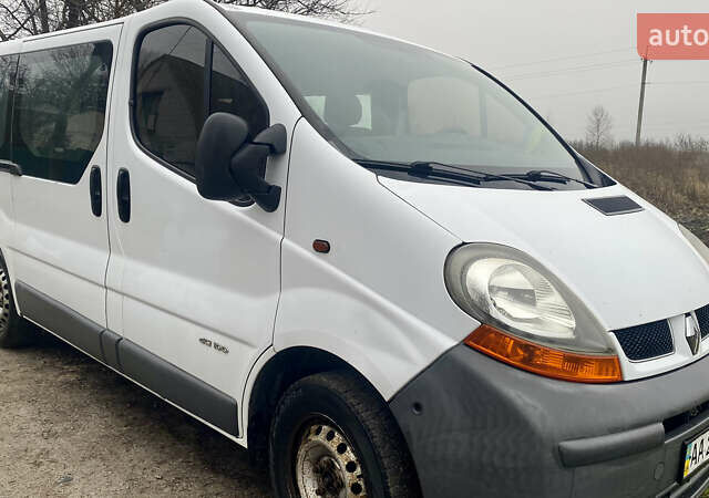 Белый Рено Трафик, объемом двигателя 1.87 л и пробегом 265 тыс. км за 6200 $, фото 5 на Automoto.ua