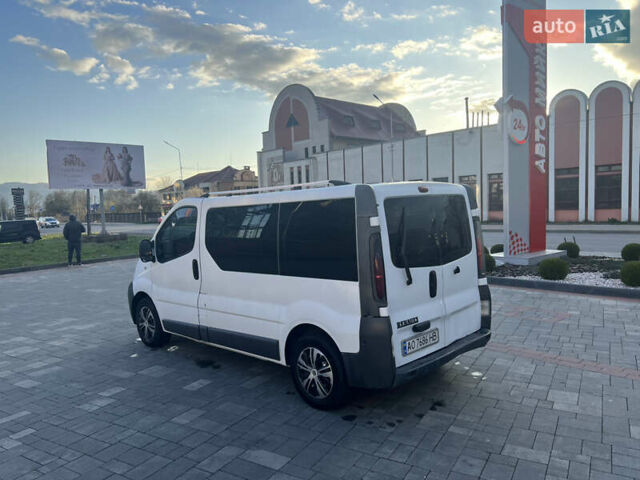 Белый Рено Трафик, объемом двигателя 1.87 л и пробегом 550 тыс. км за 5999 $, фото 7 на Automoto.ua