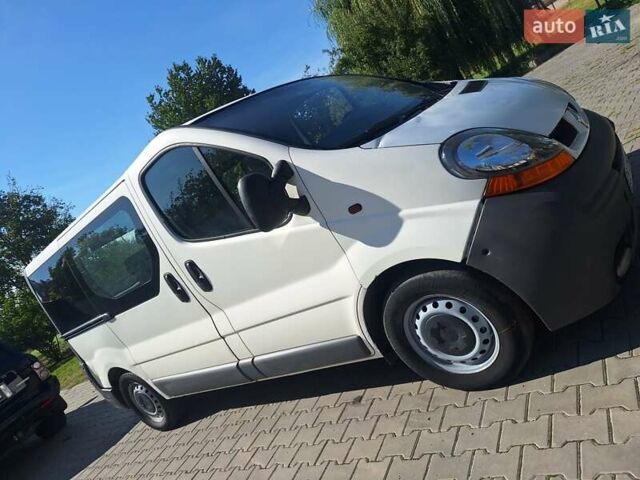 Білий Рено Трафік, об'ємом двигуна 1.87 л та пробігом 310 тис. км за 4200 $, фото 12 на Automoto.ua