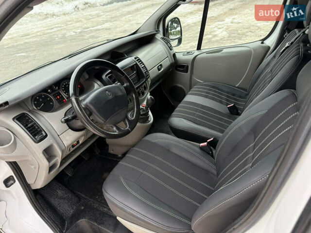 Білий Рено Трафік, об'ємом двигуна 1.9 л та пробігом 458 тис. км за 7999 $, фото 34 на Automoto.ua