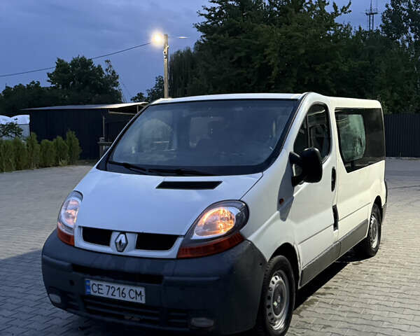 Белый Рено Трафик, объемом двигателя 1.87 л и пробегом 310 тыс. км за 3800 $, фото 5 на Automoto.ua