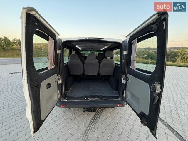 Белый Рено Трафик, объемом двигателя 1.9 л и пробегом 436 тыс. км за 6950 $, фото 44 на Automoto.ua