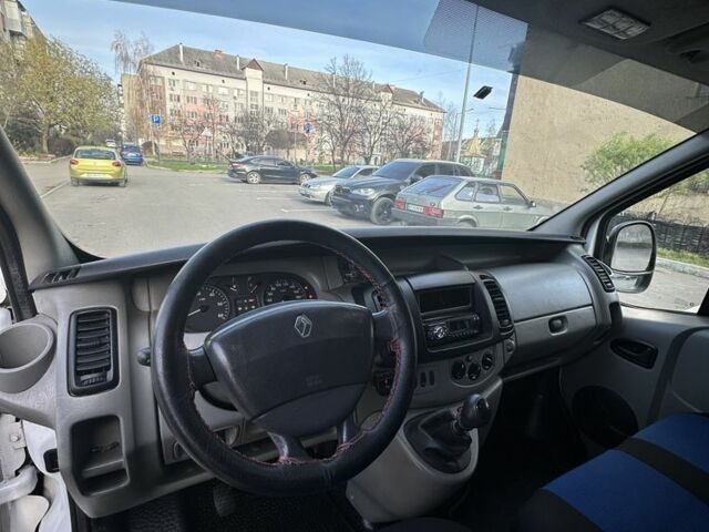 Белый Рено Трафик, объемом двигателя 1.9 л и пробегом 280 тыс. км за 7300 $, фото 11 на Automoto.ua