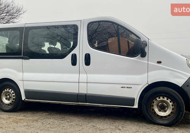 Белый Рено Трафик, объемом двигателя 1.87 л и пробегом 265 тыс. км за 6200 $, фото 7 на Automoto.ua