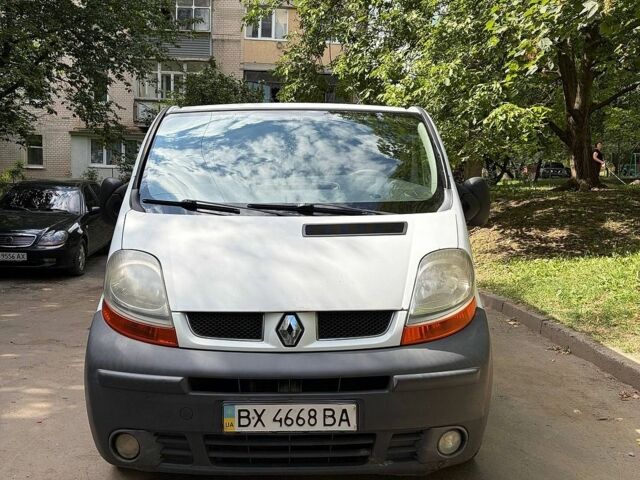 Білий Рено Трафік, об'ємом двигуна 1.9 л та пробігом 489 тис. км за 7300 $, фото 2 на Automoto.ua