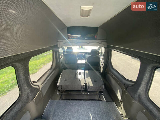 Белый Рено Трафик, объемом двигателя 1.9 л и пробегом 377 тыс. км за 7200 $, фото 7 на Automoto.ua
