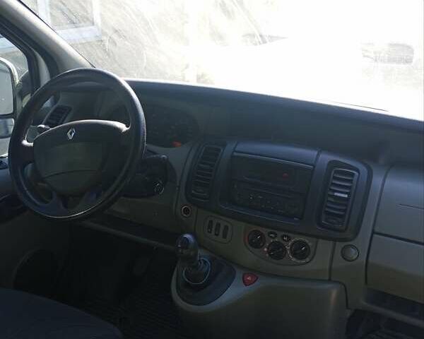 Білий Рено Трафік, об'ємом двигуна 1.87 л та пробігом 372 тис. км за 6800 $, фото 1 на Automoto.ua