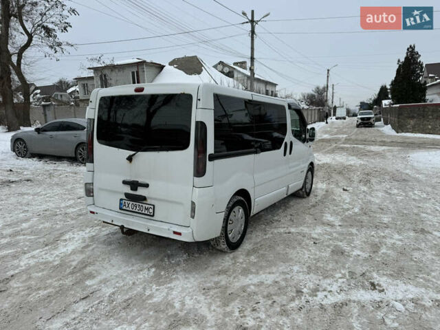 Білий Рено Трафік, об'ємом двигуна 1.87 л та пробігом 299 тис. км за 6499 $, фото 13 на Automoto.ua