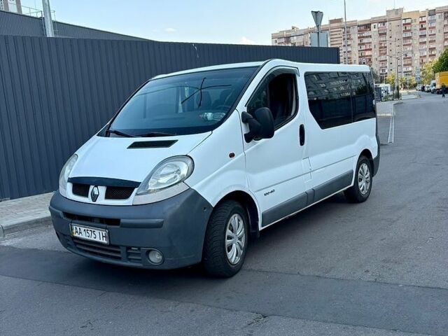 Білий Рено Трафік, об'ємом двигуна 1.87 л та пробігом 350 тис. км за 5200 $, фото 4 на Automoto.ua