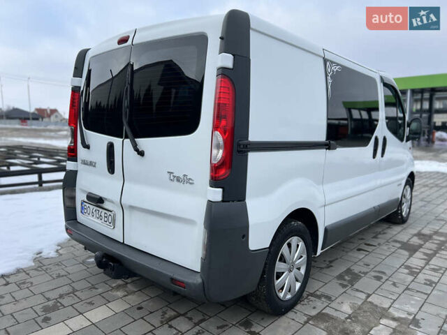Белый Рено Трафик, объемом двигателя 1.9 л и пробегом 356 тыс. км за 5500 $, фото 17 на Automoto.ua