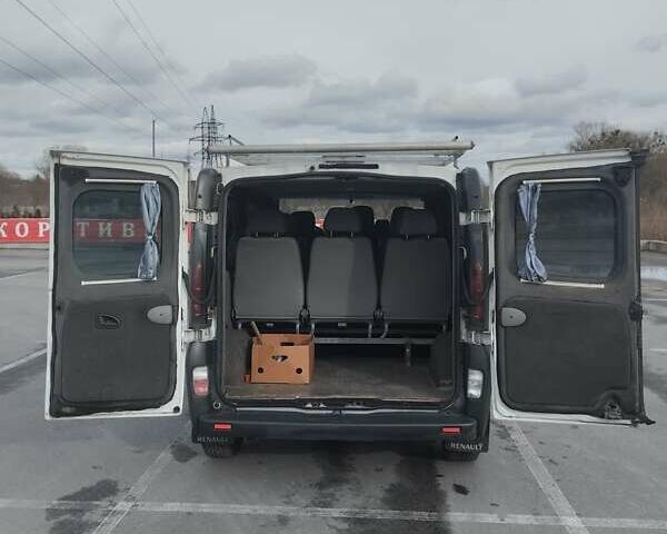 Белый Рено Трафик, объемом двигателя 1.87 л и пробегом 300 тыс. км за 6900 $, фото 9 на Automoto.ua