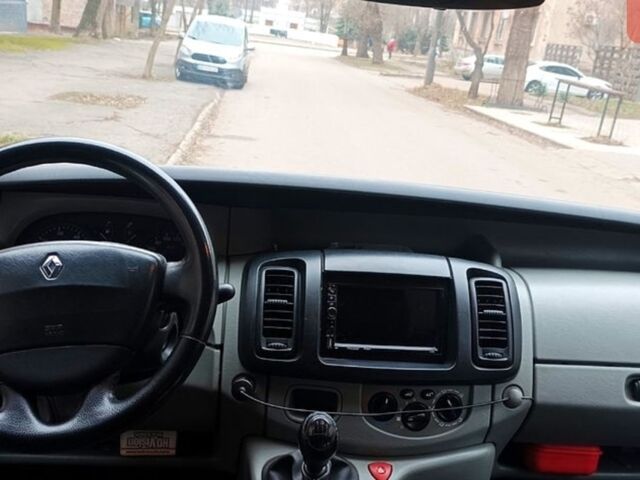 Білий Рено Трафік, об'ємом двигуна 1.9 л та пробігом 324 тис. км за 8518 $, фото 5 на Automoto.ua