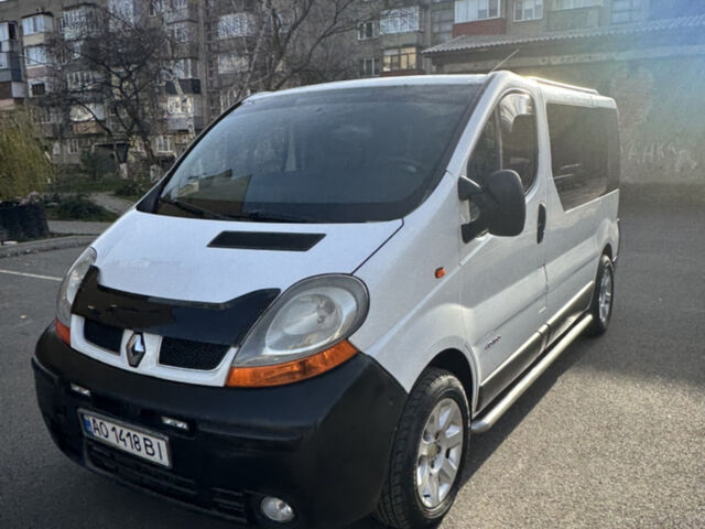 Білий Рено Трафік, об'ємом двигуна 1.87 л та пробігом 280 тис. км за 8500 $, фото 10 на Automoto.ua