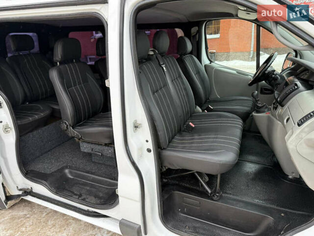 Білий Рено Трафік, об'ємом двигуна 1.9 л та пробігом 458 тис. км за 7999 $, фото 35 на Automoto.ua