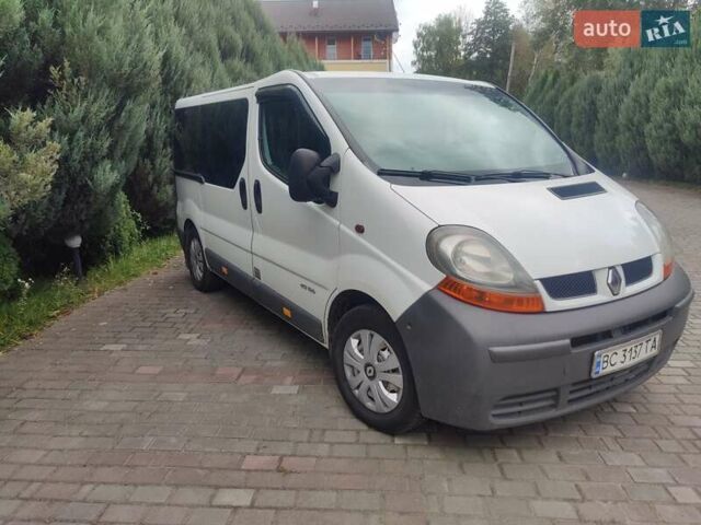 Белый Рено Трафик, объемом двигателя 1.9 л и пробегом 311 тыс. км за 7200 $, фото 7 на Automoto.ua